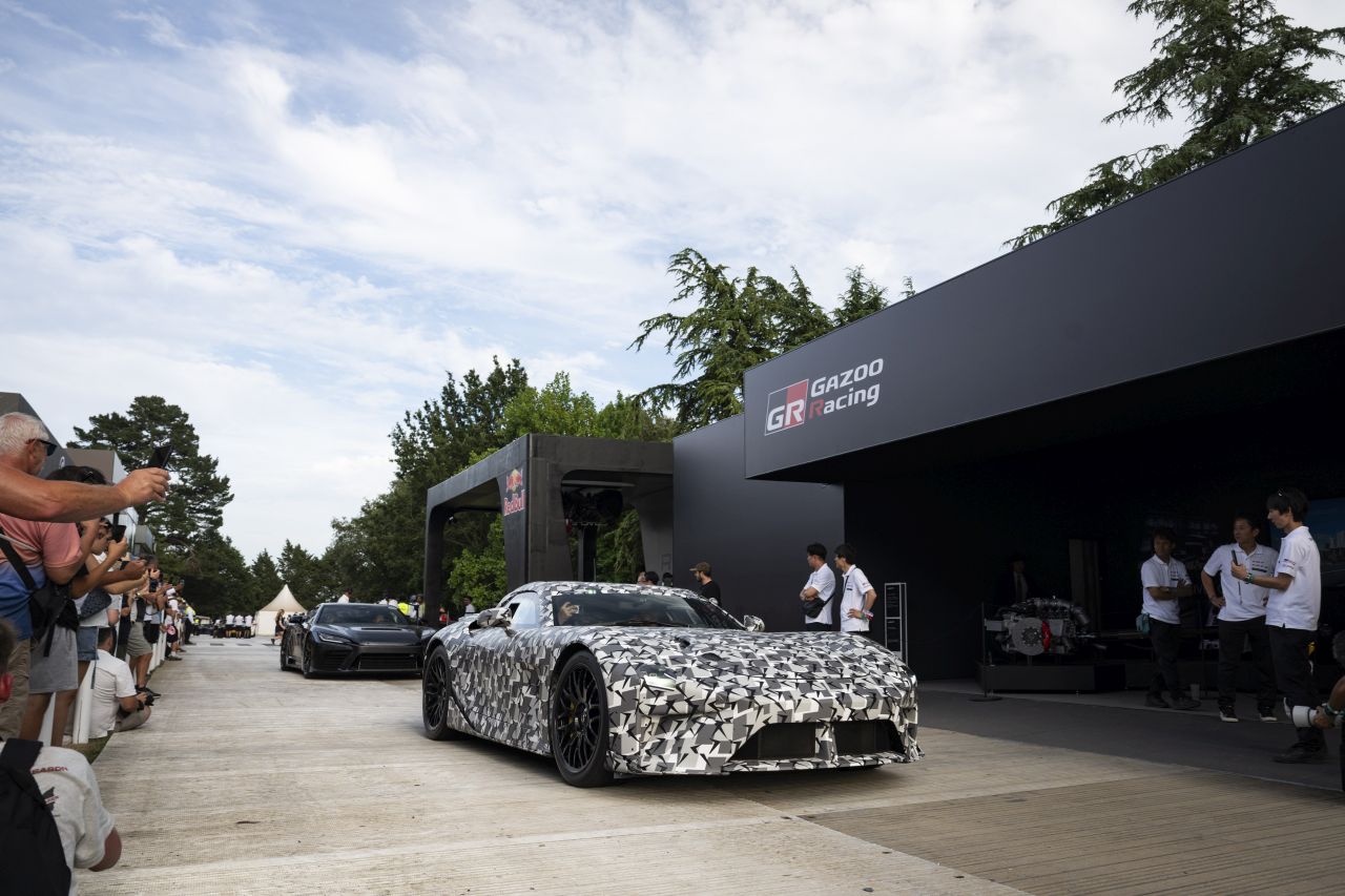 Lexus LFA v Goodwoode prekvapil pri pretekoch do vrchu