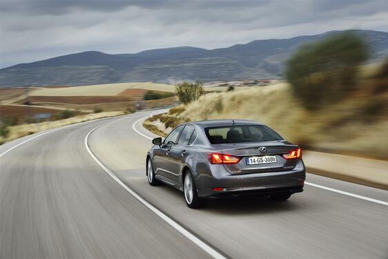 GS 300h 2013