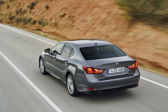 GS 300h 2013