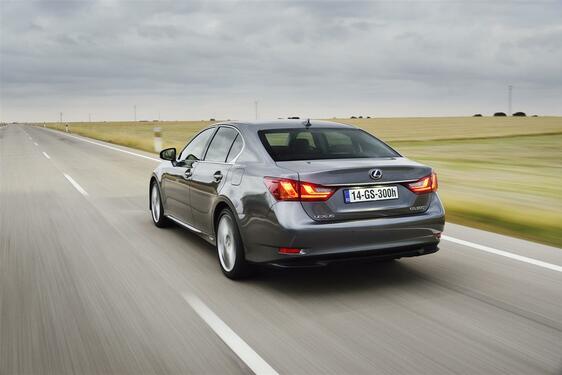 GS 300h 2013