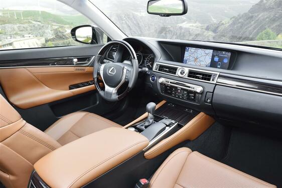GS 300h 2013