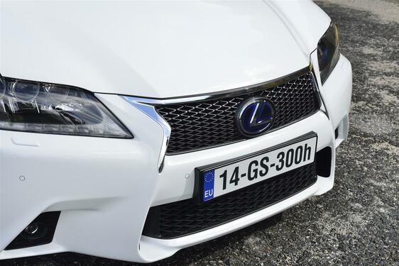 GS 300h 2013