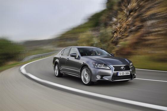 GS 300h 2013