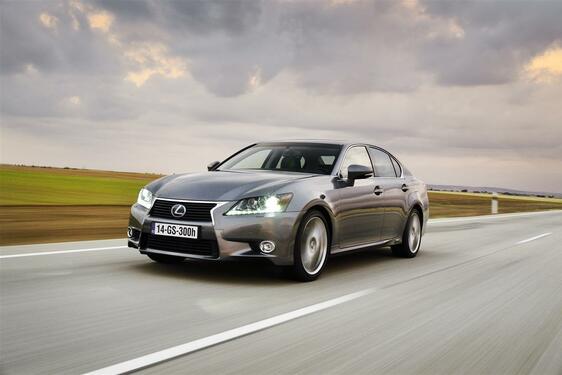 GS 300h 2013