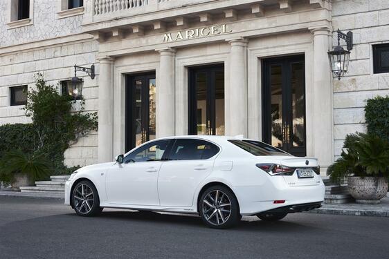 GS 450h 2016