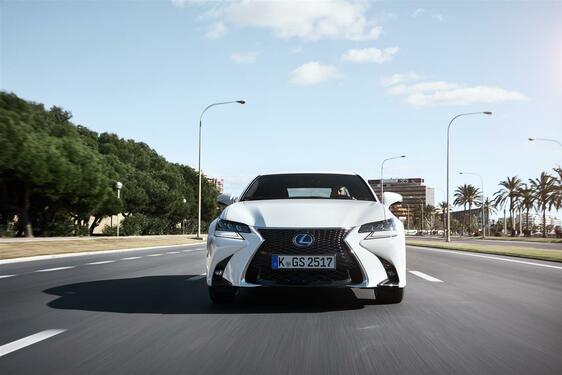 GS 450h 2016