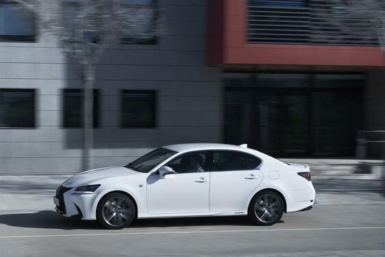 GS 450h 2016