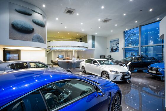 NAJMODERNEJŠIE PREDAJNÉ MIESTO V EURÓPE MÁ LEXUS V BRATISLAVE