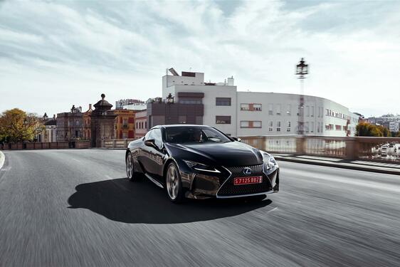 LC 500h 2016