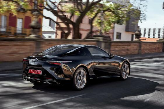 LC 500h 2016