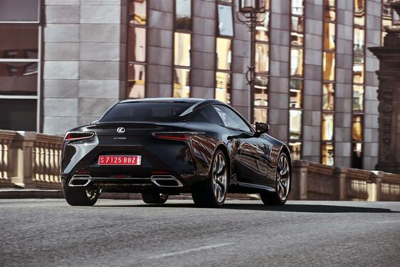 LC 500h 2016