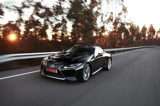 LC 500h 2016