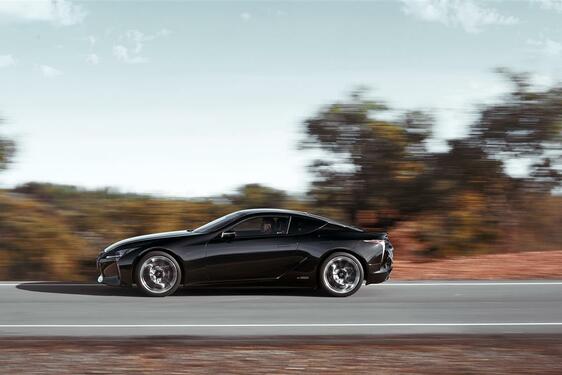 LC 500h 2016