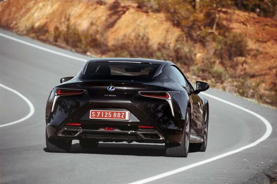 LC 500h 2016