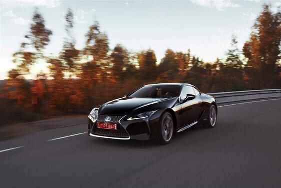 LC 500h 2016