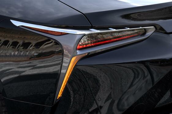 LC 500h 2016
