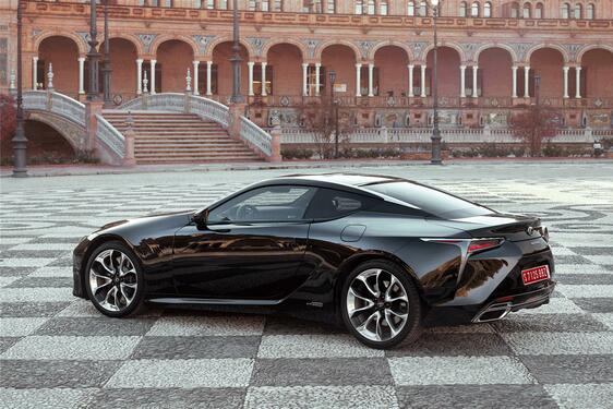 LC 500h 2016