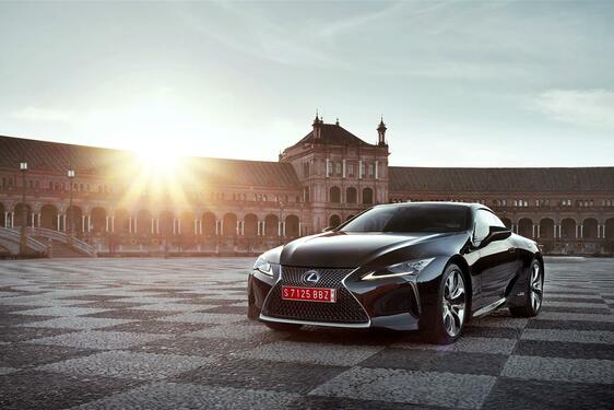 LC 500h 2016