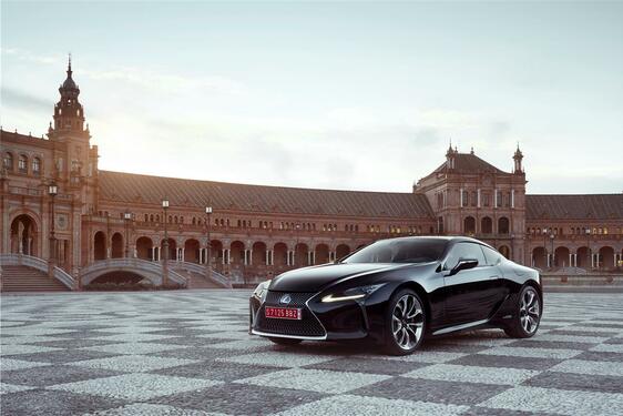 LC 500h 2016