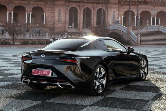 LC 500h 2016