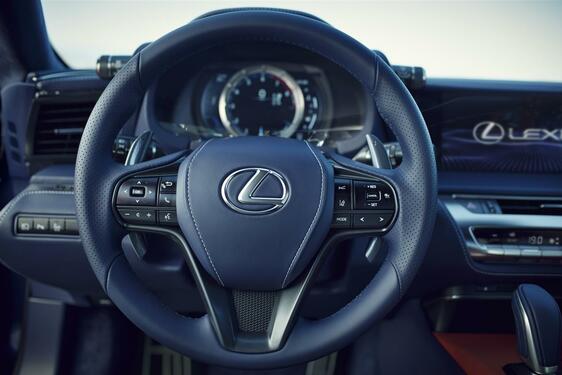 LC 500h 2016