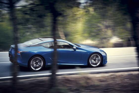 LC 500h 2016
