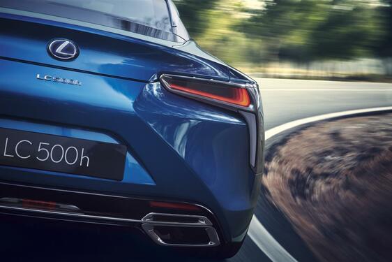LC 500h 2016