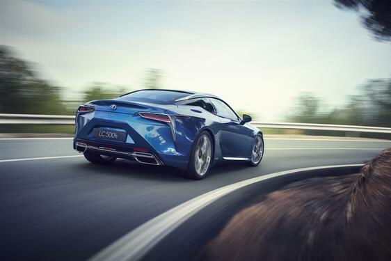 LC 500h 2016