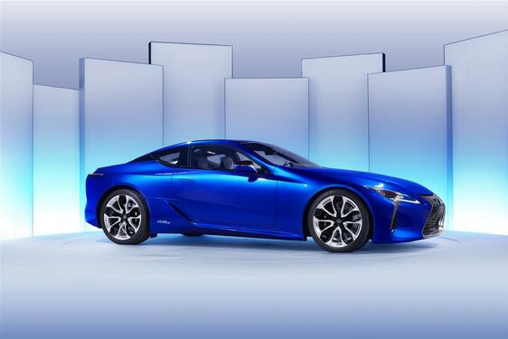 LC 500h 2016