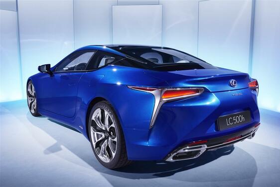 LC 500h 2016