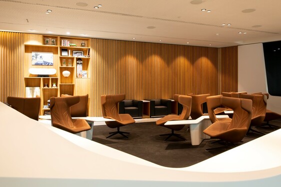 LOUNGE by Lexus