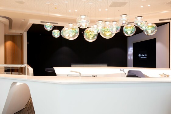 LOUNGE by Lexus
