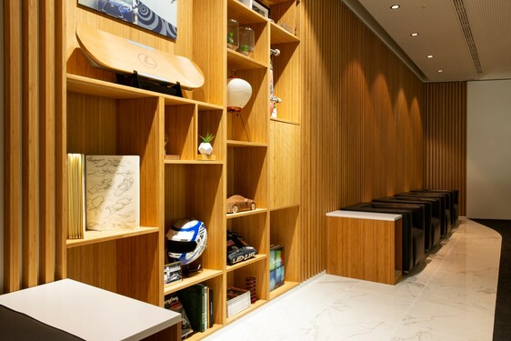 LOUNGE by Lexus