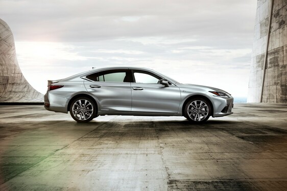 Lexus ES F Sport