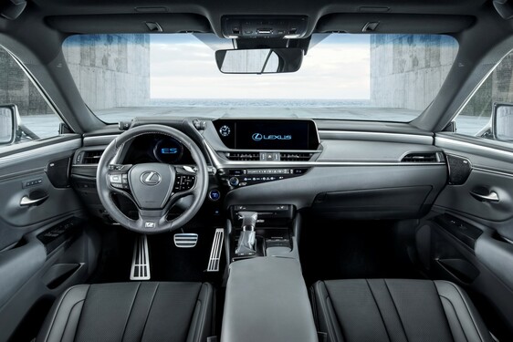 Lexus ES F Sport