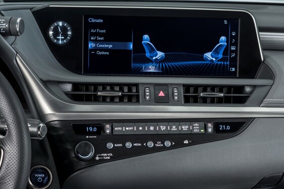 Lexus ES F Sport
