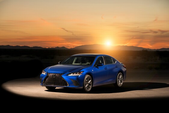 Lexus ES F Sport