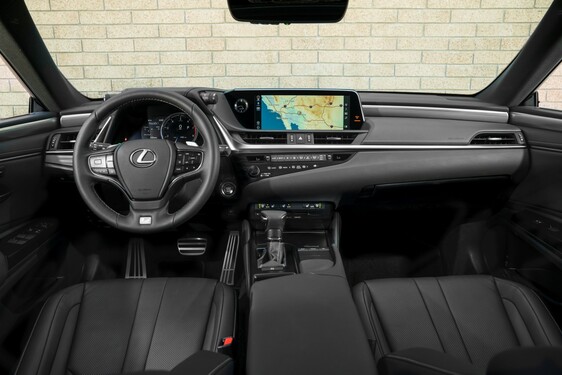 Lexus ES F Sport