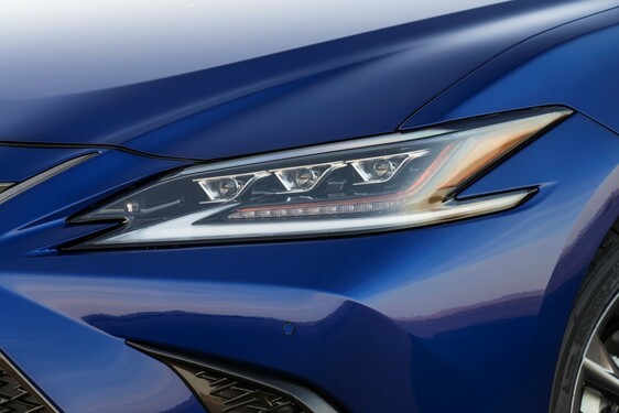 Lexus ES F Sport