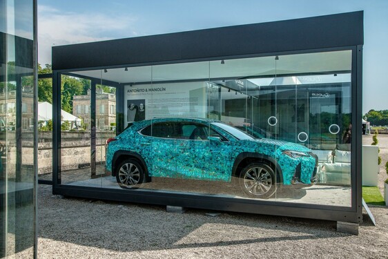 UX ART CAR