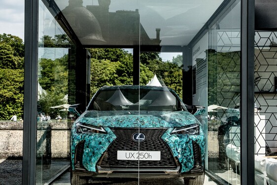 UX ART CAR