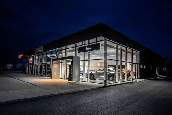 LEXUS ROZŠIRUJE SVOJU PREDAJNÚ SIEŤ OTVORENÍM NOVÉHO SHOWROOMU V ŽILINE 