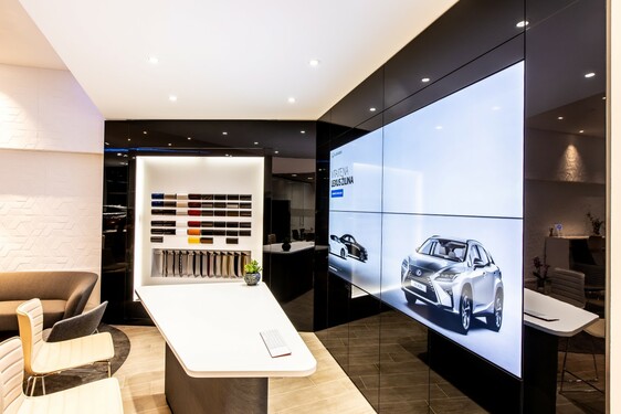 LEXUS ROZŠIRUJE SVOJU PREDAJNÚ SIEŤ OTVORENÍM NOVÉHO SHOWROOMU V ŽILINE 