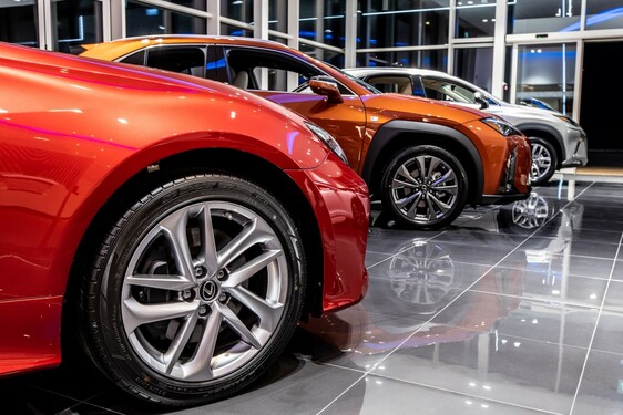 LEXUS ROZŠIRUJE SVOJU PREDAJNÚ SIEŤ OTVORENÍM NOVÉHO SHOWROOMU V ŽILINE 