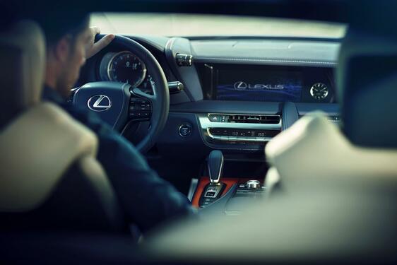 Lexus LC 2017