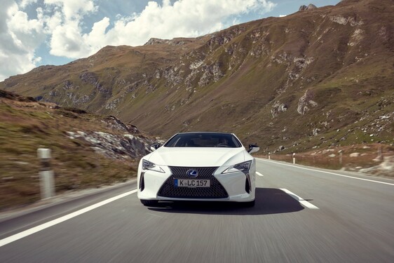 LC500h