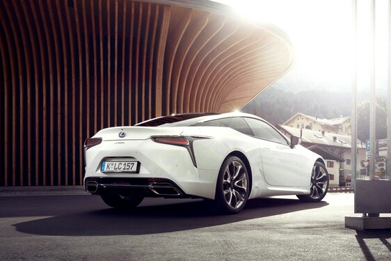 LC500h