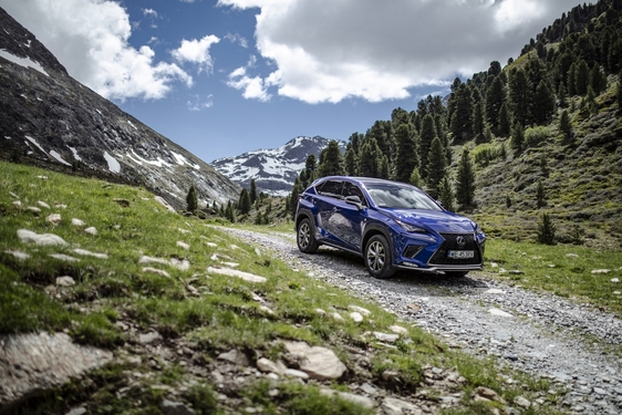 Lexus NX 2018