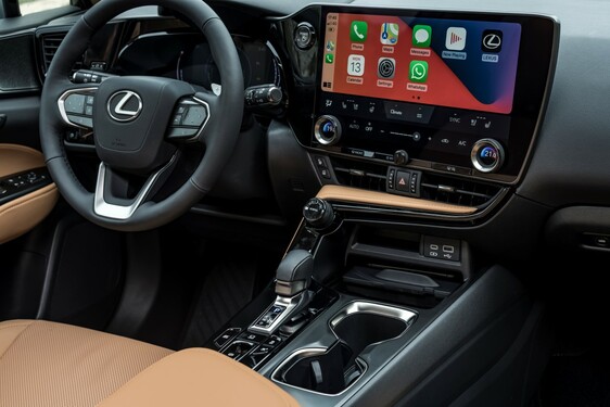Lexus NX 2022