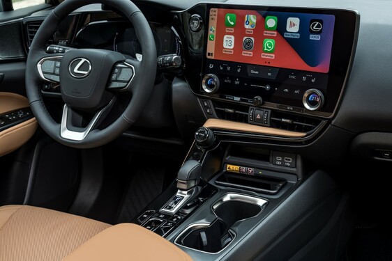 Lexus NX 2022